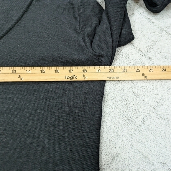 Anthropologie Postmark Shirt Women's L Black Andie Bell Sleeve Top V-Neck Boho - Picture 4 of 7